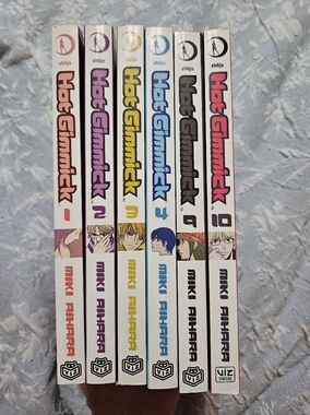 6 Volumes Of Hot Gimmick Manga